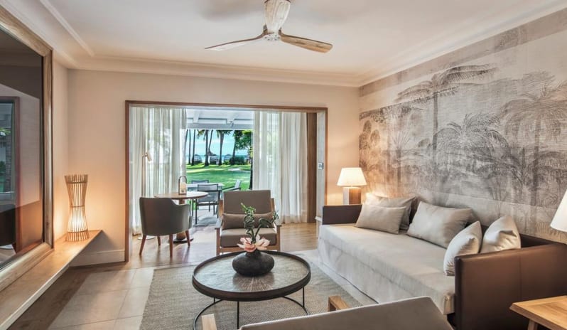 EXECUTIVE BEACH FRONT SUITE